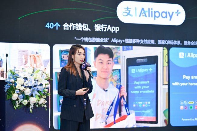 1765293048-e961fa76f9bc7f7